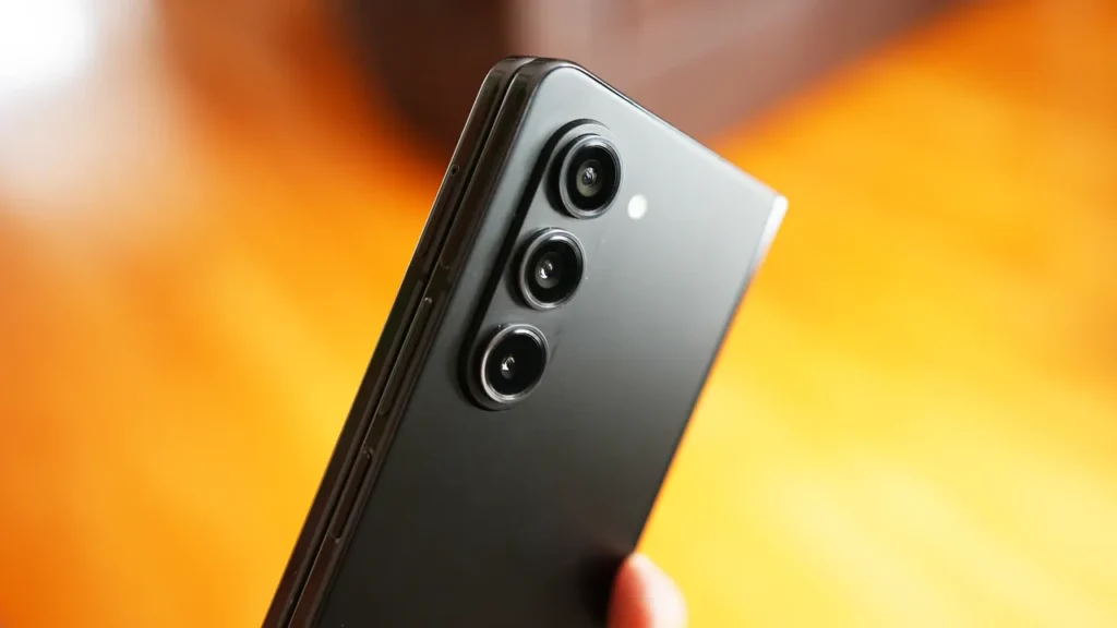 Samsung Galaxy Z Fold 6: 200MP कैमरे के साथ लॉन्च होगा सैमसंग का नया फोल्डेबेल फोन!