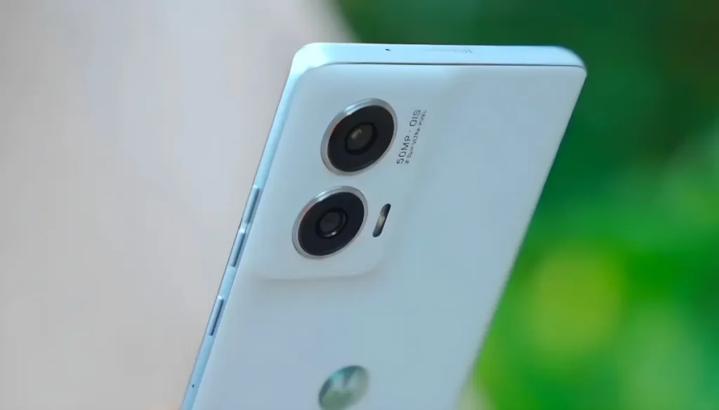 Moto G85 5G Price in India: 8GB रैम और OIS कैमरे के साथ मोटोरोला लांच करेगा ये तगड़ा स्मार्टफ़ोन, जानिए फीचर्स!