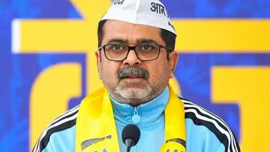 Avadh Ojha Biography, Age, Wife, Family, Net Worth and More