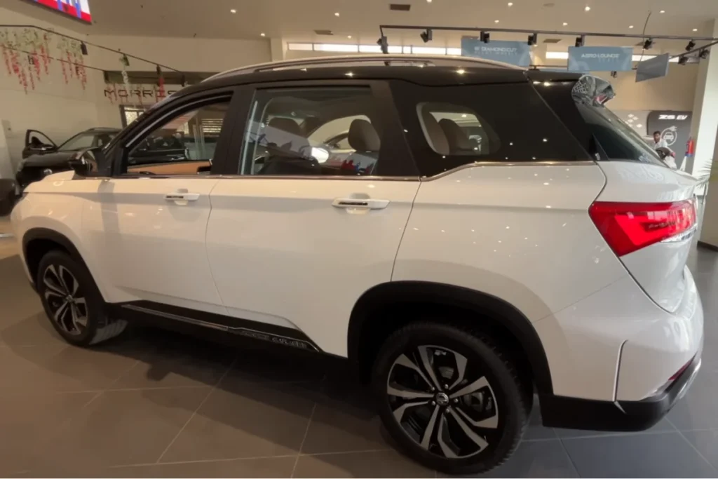 MG Hector 2025 स्टाइल, स्पेस और सेफ्टी फीचर्स वाली परफेक्ट SUV