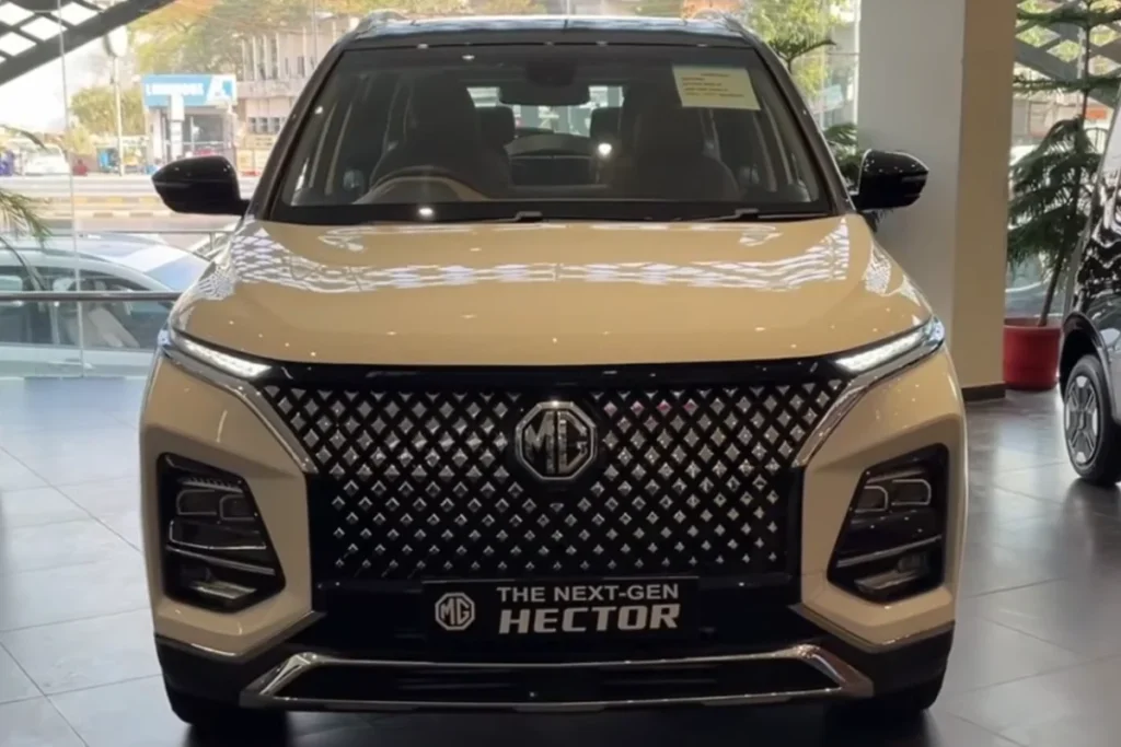 MG Hector 2025 स्टाइल, स्पेस और सेफ्टी फीचर्स वाली परफेक्ट SUV