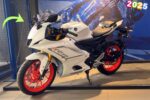Yamaha R15 V4 का नया अवतार बना युवाओं के दिलों की धड़कन TFT डिस्प्ले और ट्रैक्शन कंट्रोल के साथ, सिर्फ 1.85 लाख से शुरू