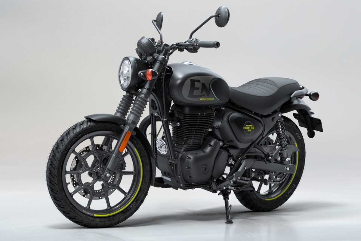 2025 Royal Enfield Hunter 350 नए ग्रेफाइट ग्रे कलर में हुई लॉन्च, जानिए कीमत