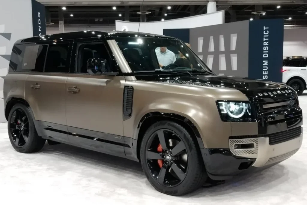 Land Rover Defender 2025: दमदार ताकत, लग्ज़री और एडवेंचर का परफेक्ट SUV एक्सपीरियंस अब 1.05 करोड़ से शुरू