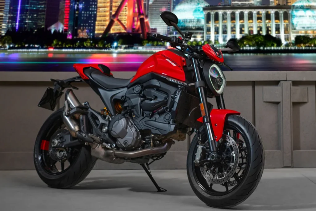 Ducati Monster BS6: युवाओं के लिए स्टाइल और 111bhp पावर के साथ एडवांस टेक्नोलॉजी कीमत 12.95 लाख से शुरू