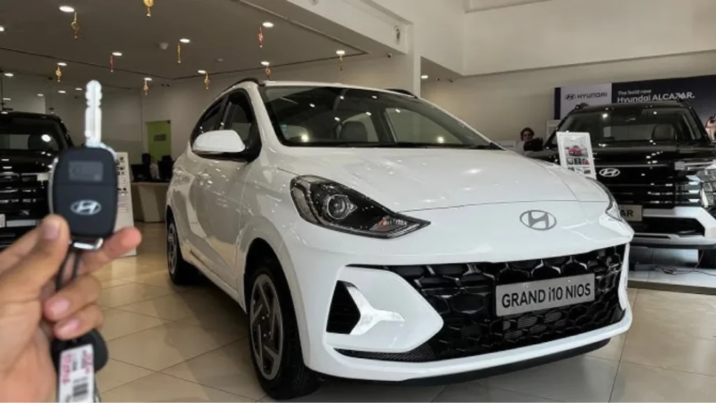Hyundai SUV offers 2025: Hyundai i10 NIOS, Venue, i20 के अलावा अन्य कारों पर पाइये 60,000 रुपये तक का त्योहारी लाभ